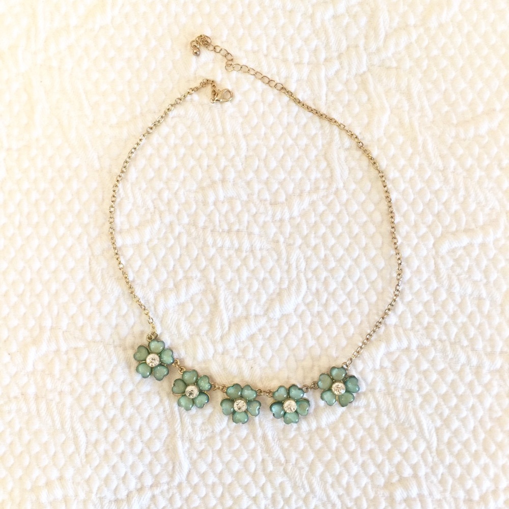 Flower statement necklace - blue